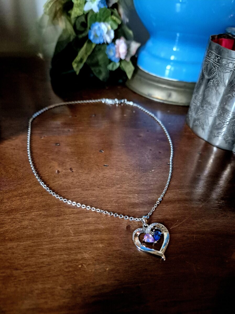 Collana con ciondolo a cuore personalizzabile con pietre preziose - immagine 6